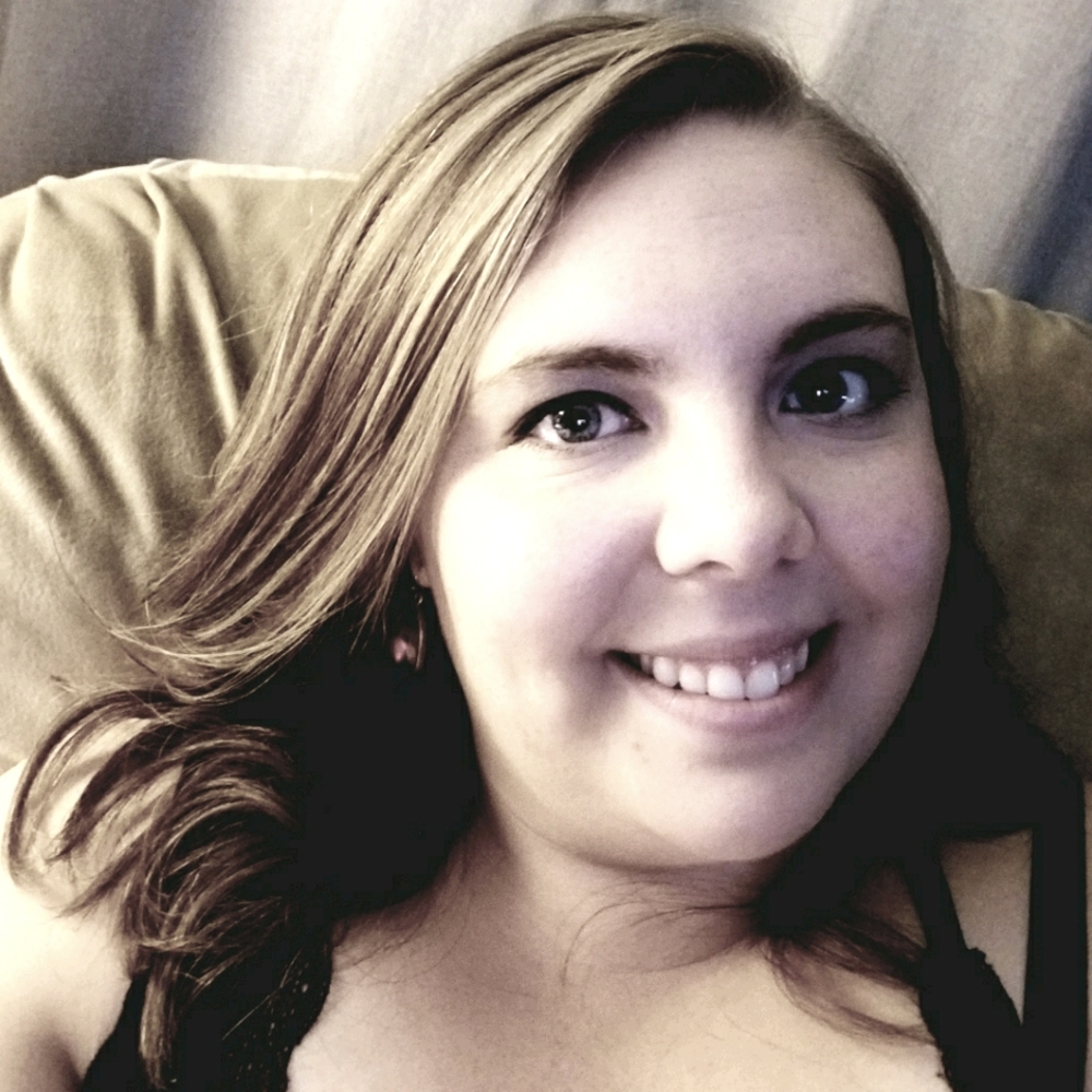 Meet your Posher, Whitney
